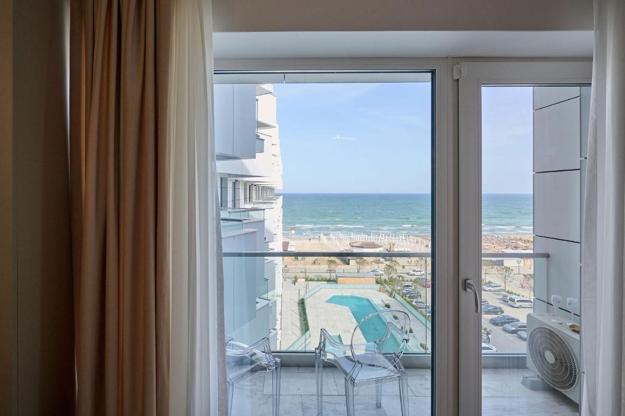 Seaview Luxury Studio In Infinity Beach Resort Mamaia Dış mekan fotoğraf